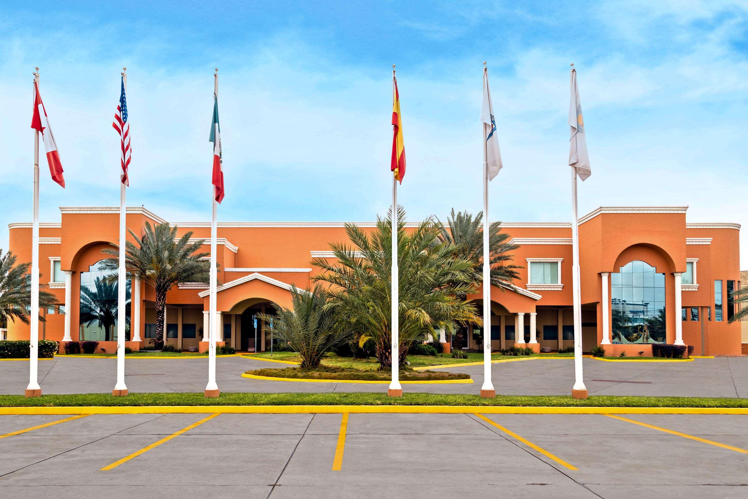 Comfort Inn Monterrey Norte San Nicolas de los Garza Exterior photo